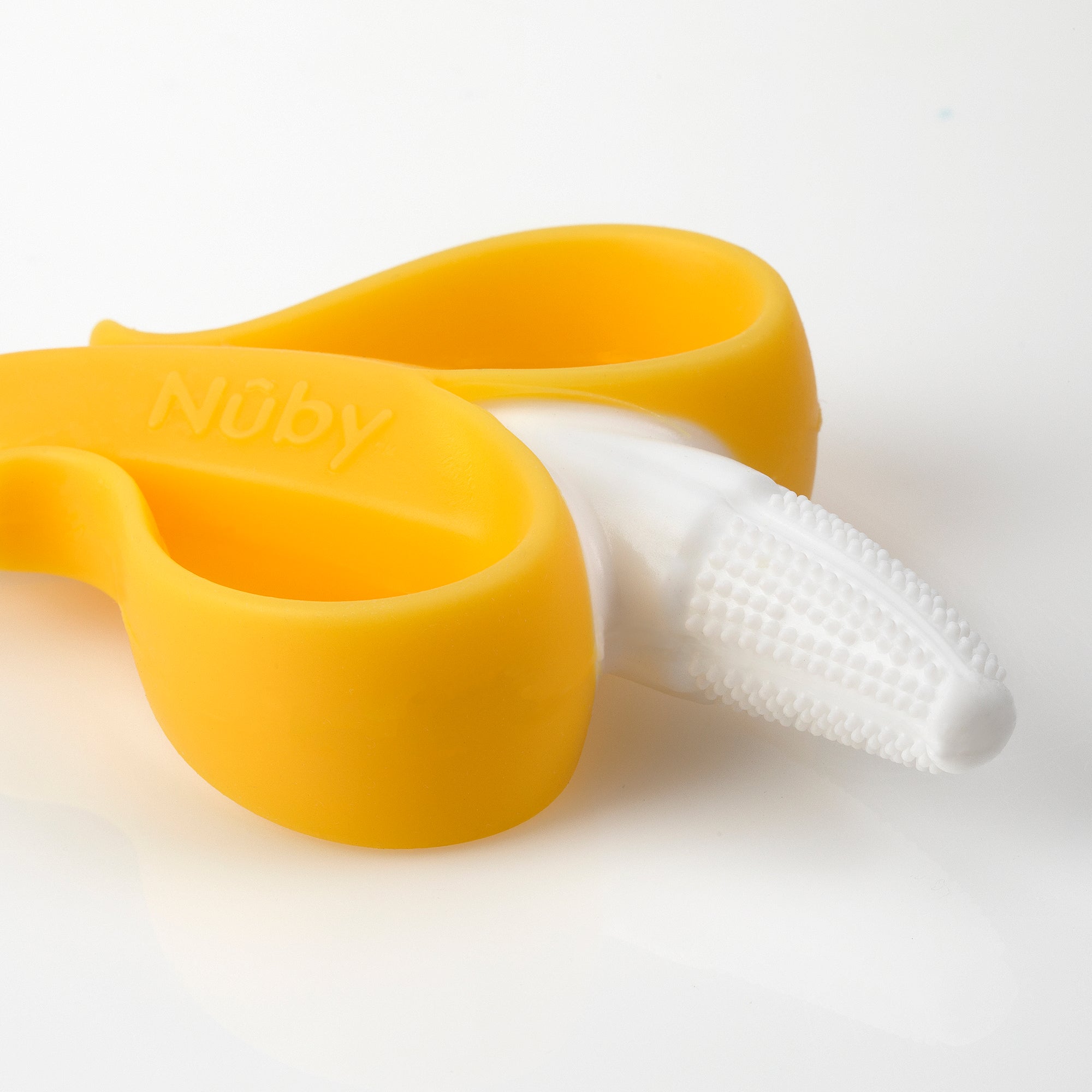 NanaNubs Banana Massaging Toothbrush (UJZ0)