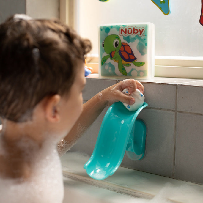 Penguin Slide Squirt Bath Toy (XCRT)