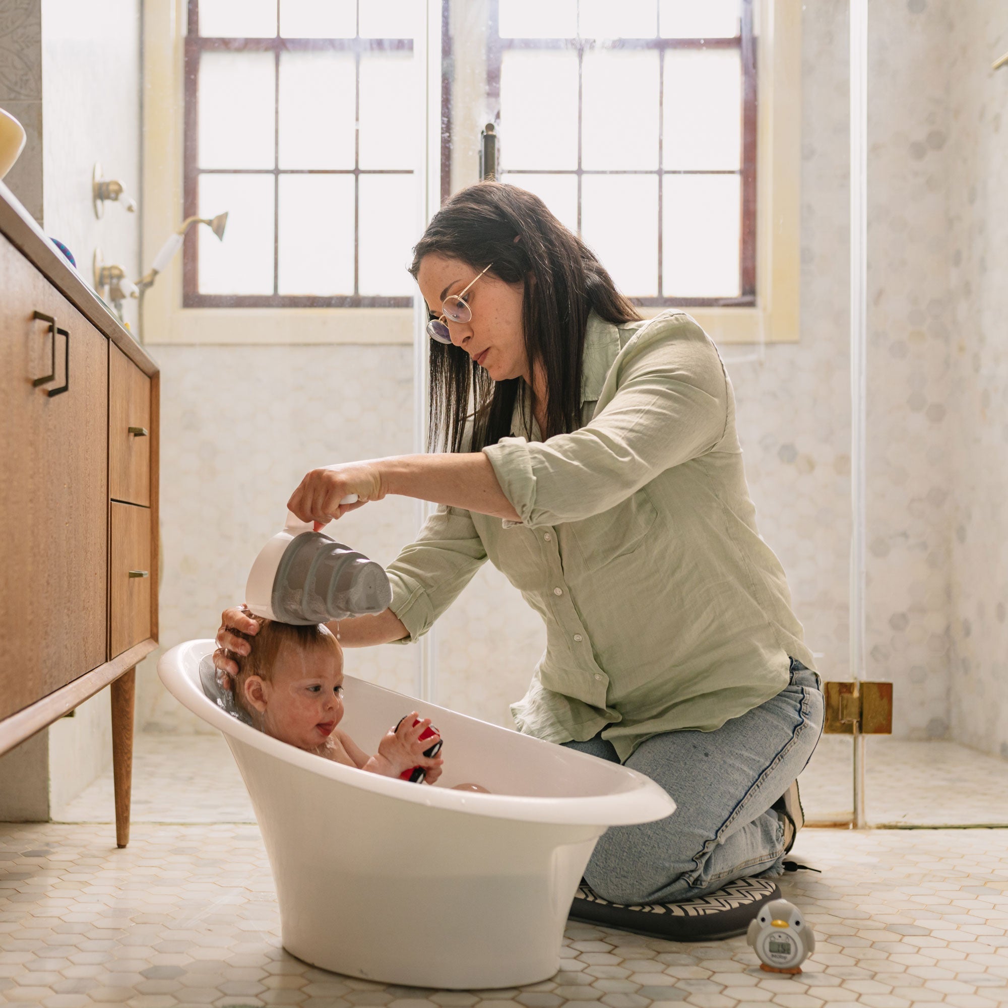 Collapsible Shampoo Rinse Cup (YNIB)