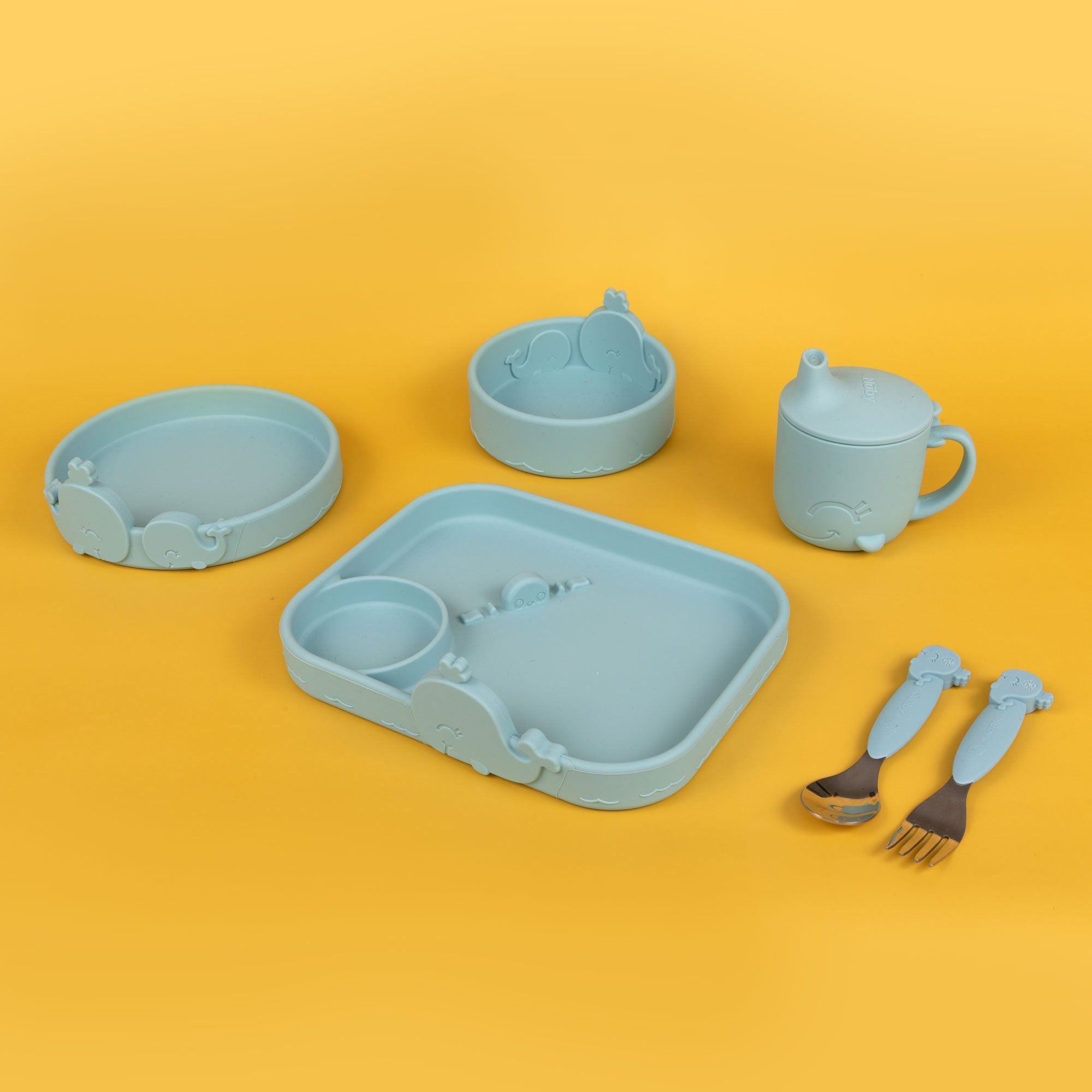 Animal Friends 6-Piece Dinnerware Set - Blue Whale (BQWM)