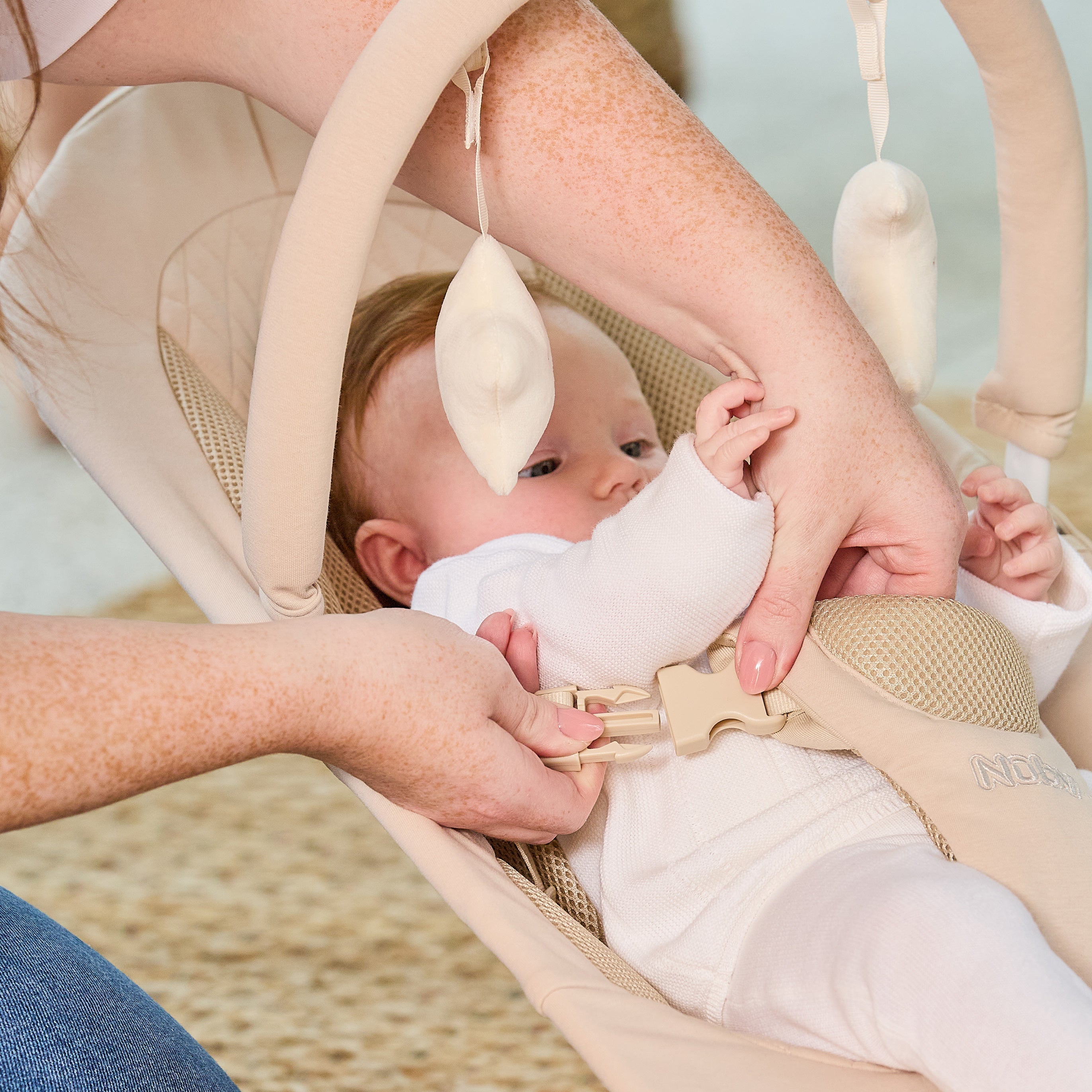 Deluxe Baby Bouncer Seat | Khaki (5JJY)